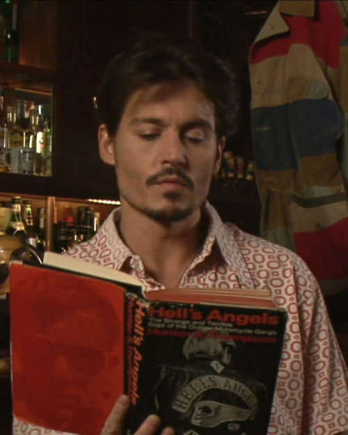 johnnydeppreadinghellsangels