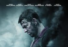 Mark Wahlberg îi dă replica lui John Malkovich în “Deepwater Horizon: Eroi în largul mării”