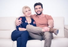 “Buna, mama” este mesajul pe care il transmite Dorian Popa acum la inceput de Decembrie