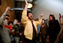 La finalul unui maraton de lansari muzicale, Smiley a avut parte de o petrecere surpriza pentru lansarea noului album “Confesiune”