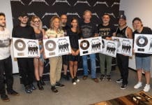 Metallica a primit discul de platină pentru vânzările albumului „Hardwired…to Self-Destruct” în România
