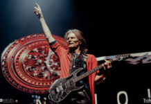 Steve Vai la Bucuresti, un concert de nota 20
