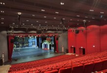 Ateliere educative şi tururi ghidate la TEATRUL NAŢIONAL DE OPERETĂ ŞI MUSICAL ION DACIAN în cadrul proiectului „Lăsați-mă să cânt” în Era Modernă – Renașterea Operetei Românești