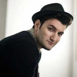 Smiley-biografie-vedete-blog