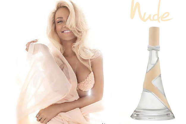 Noua reclamă a parfumului Nude by Rihanna
