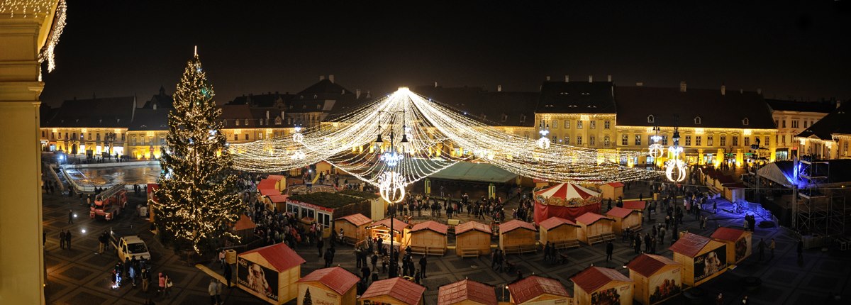 Sibiu , Sibiu. Sâmbătă 24 Noiembrie 2012 – Miercuri 26 Decembrie 2012 Piata Mare