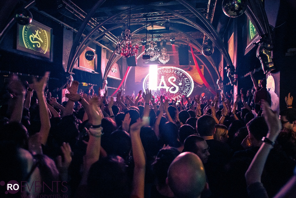 Recenzie: Altenosfera ne-a in(cantat) aseara in Siver Church