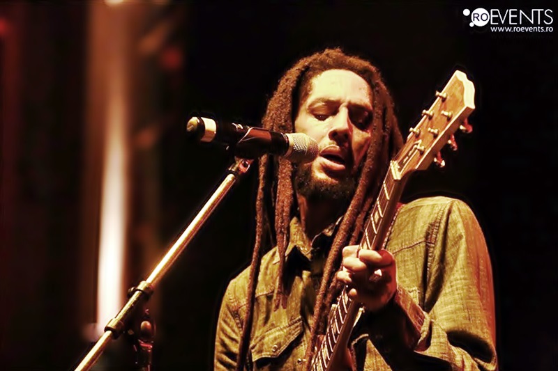 Recenzie : Julian Marley la Arene Romane