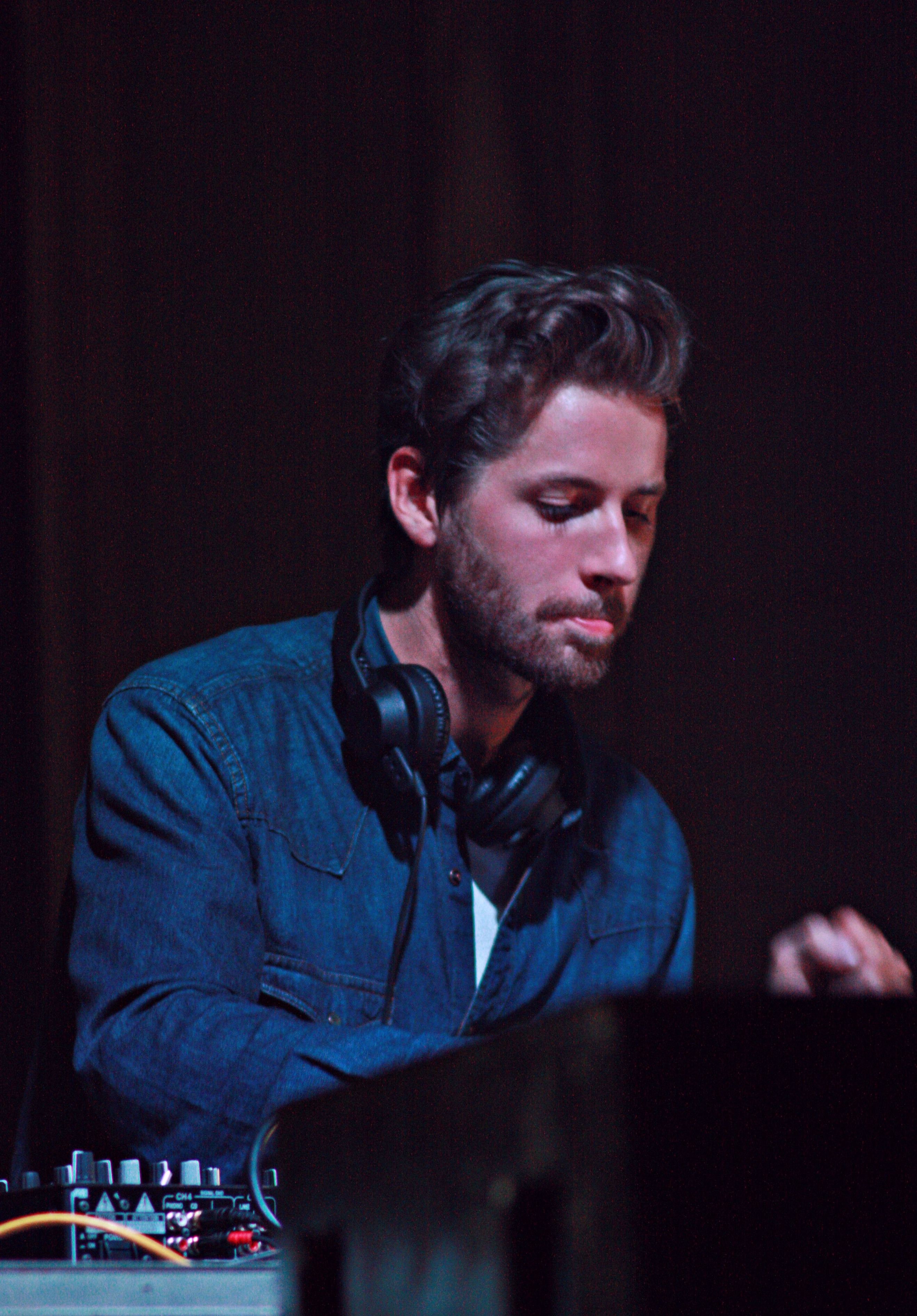 RECENZIE: I.AM.PARADISE by Bipolar