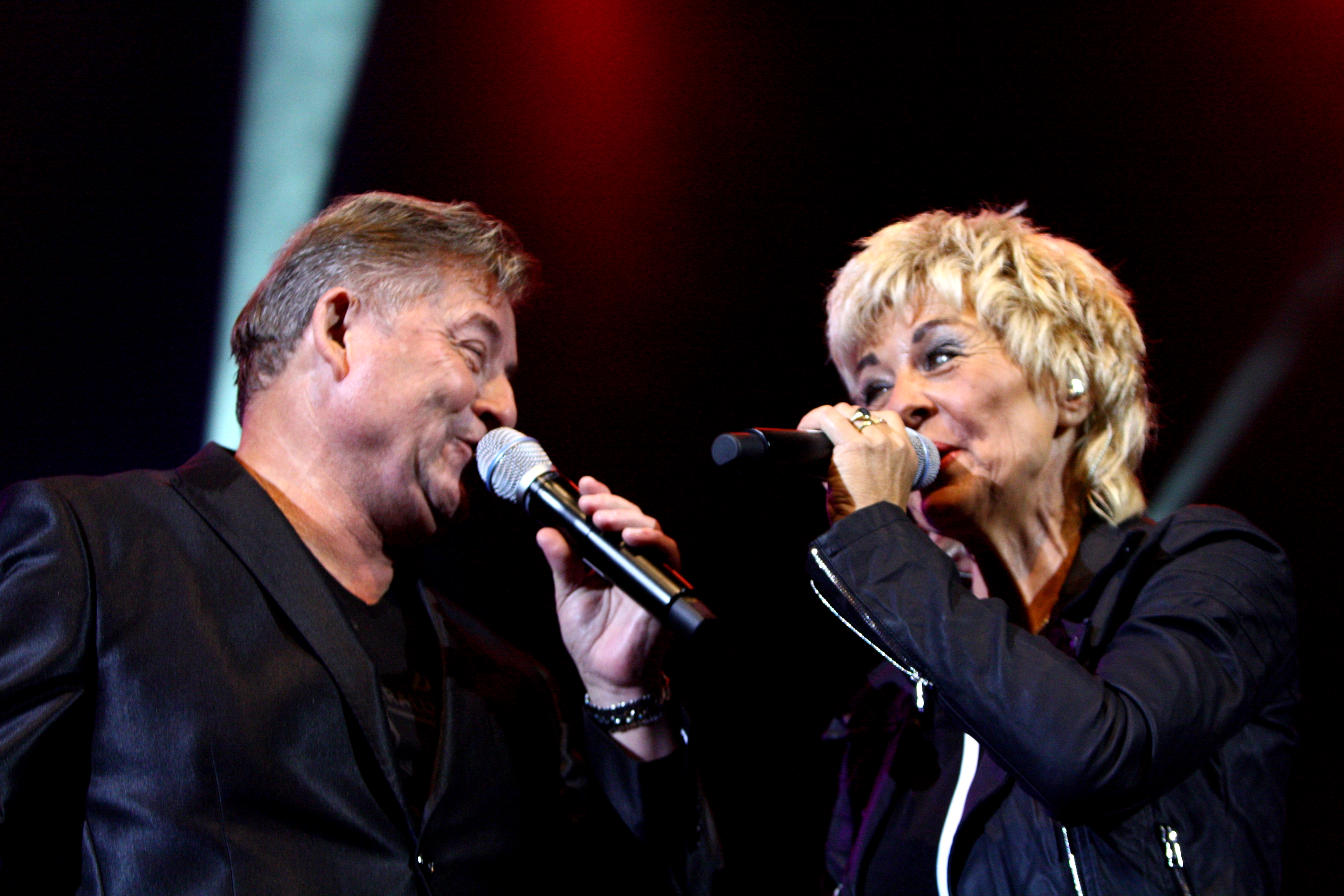 RECENZIE: BZN – Un concert magic la Bucuresti