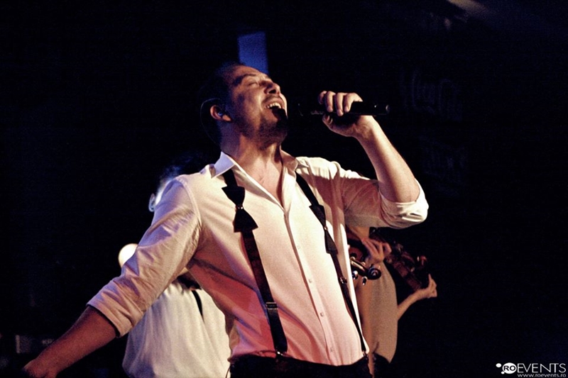 Castiga unul din cele 3 CD-uri cu primul album din cariera muzicala a lui STEFAN STAN!