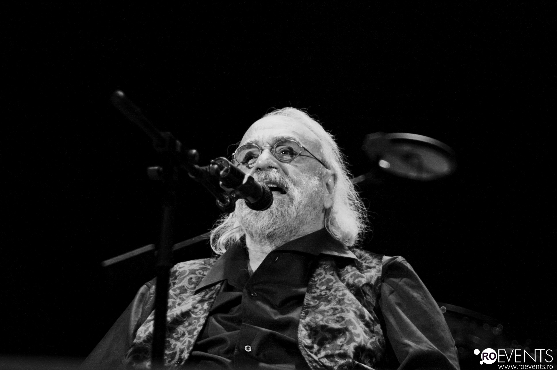 Recenzie: Demis Roussos in concert la Sala Palatului