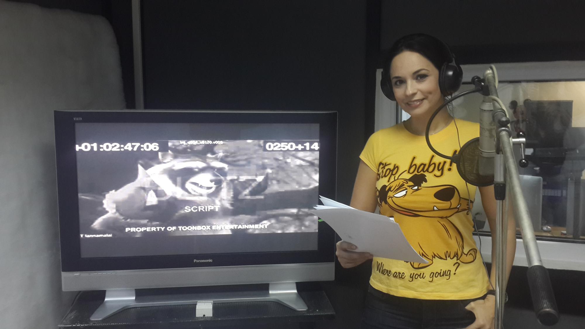 Andreea Marin o dublează pe Katherine Heigl, în animaţia The Nut Job: Goana după alune 3D Andreea-Marin-o -dubleaza-Katherine-Heigl-în animaţia- The- Nut -Job- Goana- după- alune- 3D