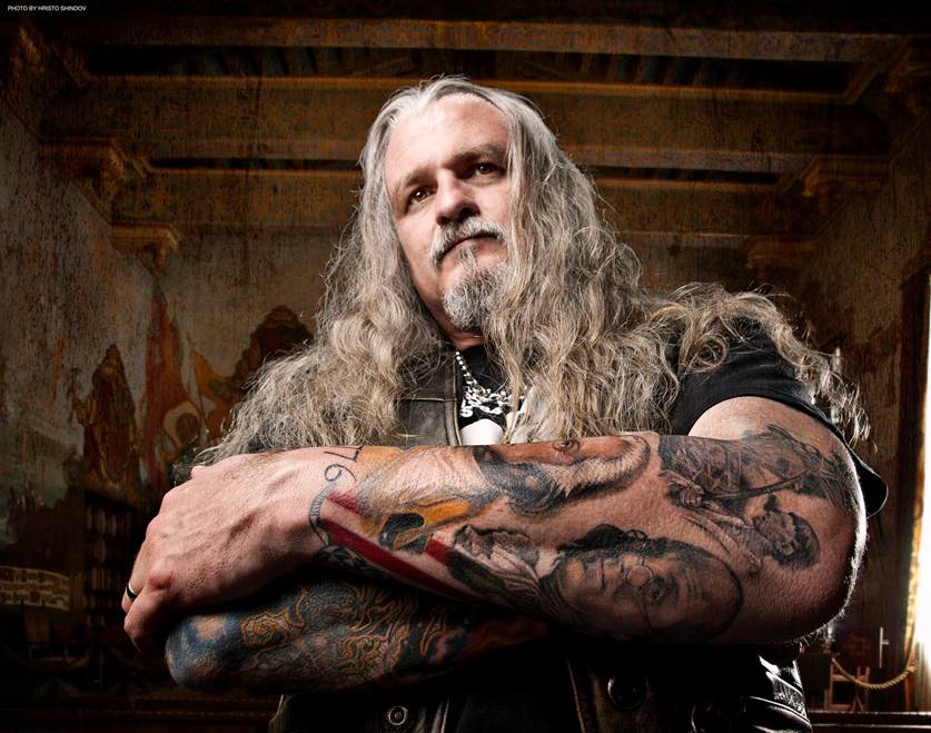 Jon Schaffer (Iced Earth) isi doreste sa ajunga la Casa Poporului