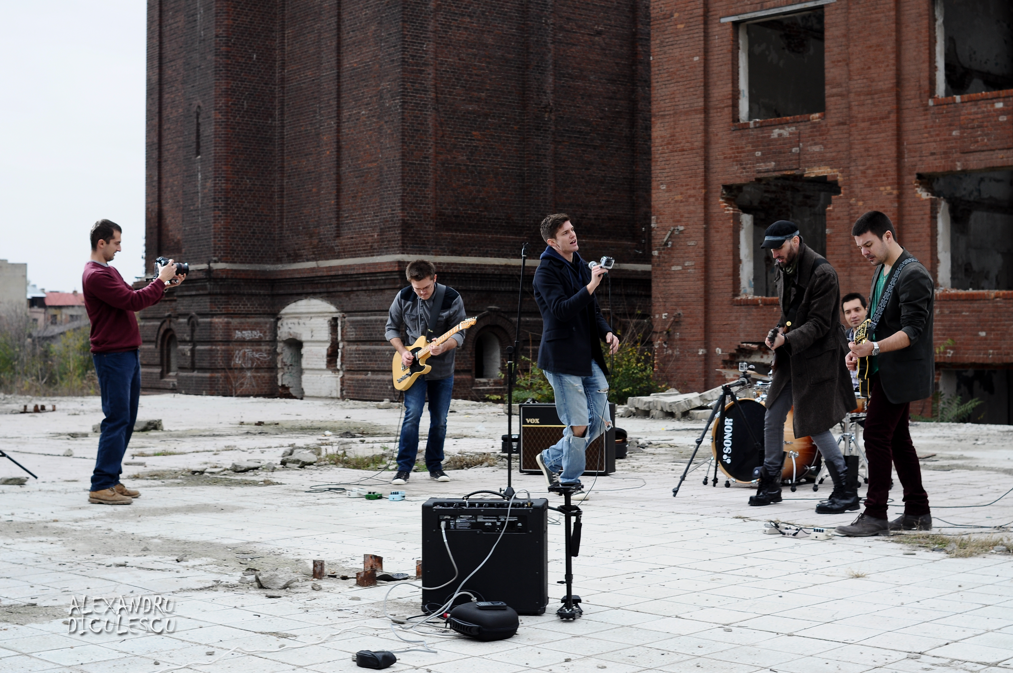 Lansarea primului clip al trupei Velosonics, “Bebop” Bebop