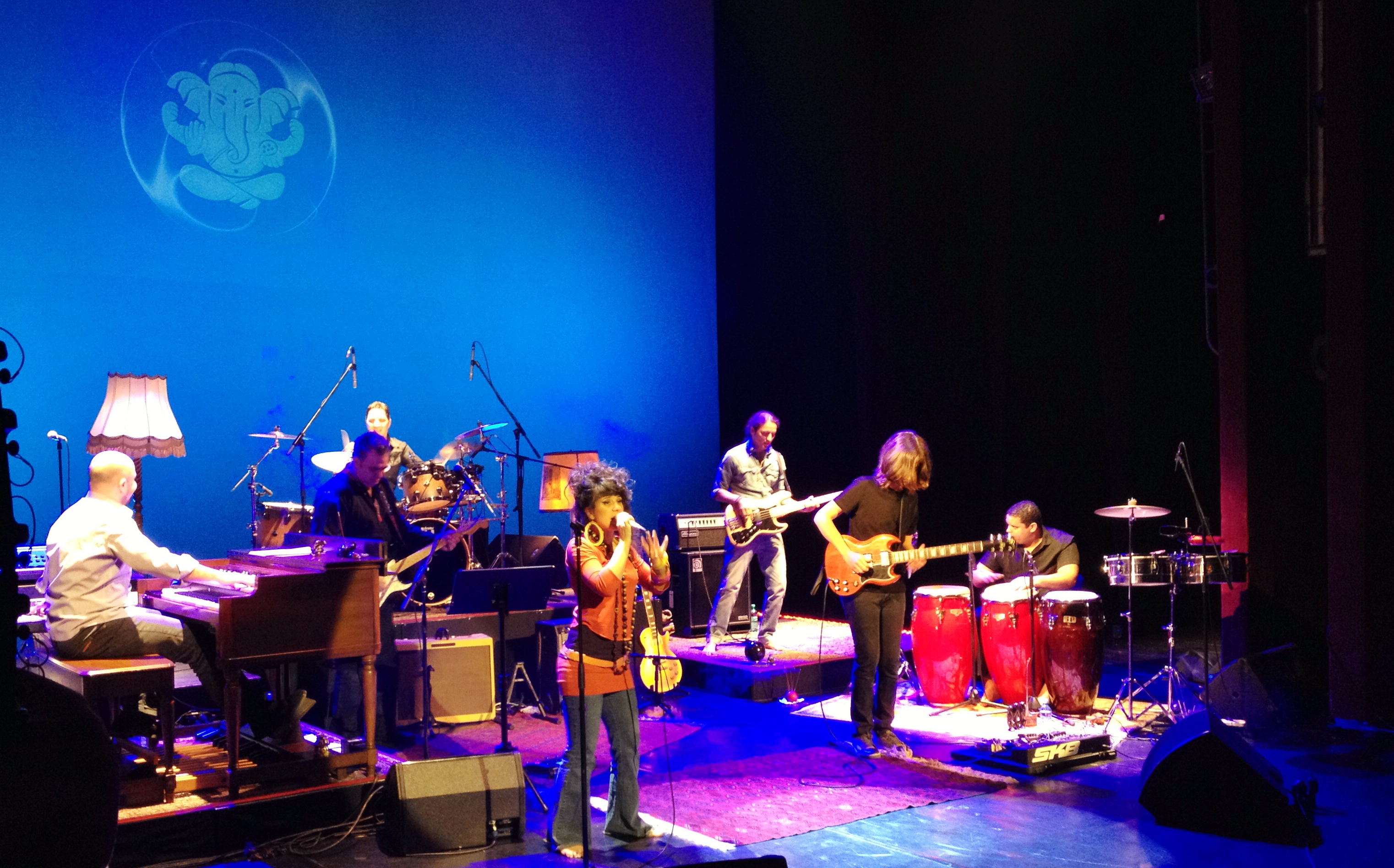 Recenzie: Concert Andrei Stratulat Band la Teatrul Odeon recenzie-andrei-startulat-band-teatrul-odeon