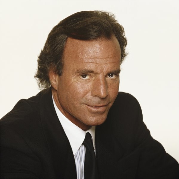 JULIO IGLESIAS din nou in Romania in vara anului 2014 concert-julio-iglesias-romania-2014