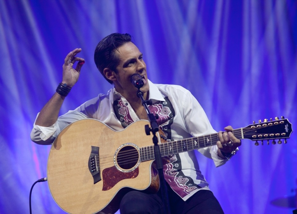 RECENZIE: Stefan Banica- concertul acustic Love Songs recenzie-stefan-banica-love-songs