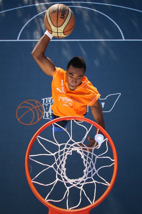 313771_276325065726894_4901435_n