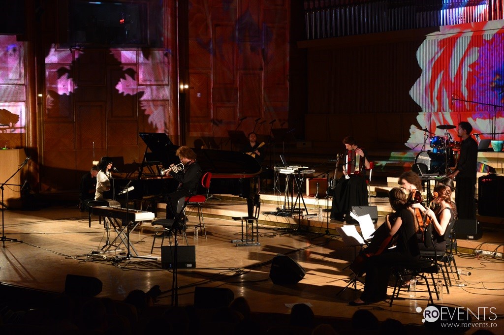 lansare-album-flori-de-spin