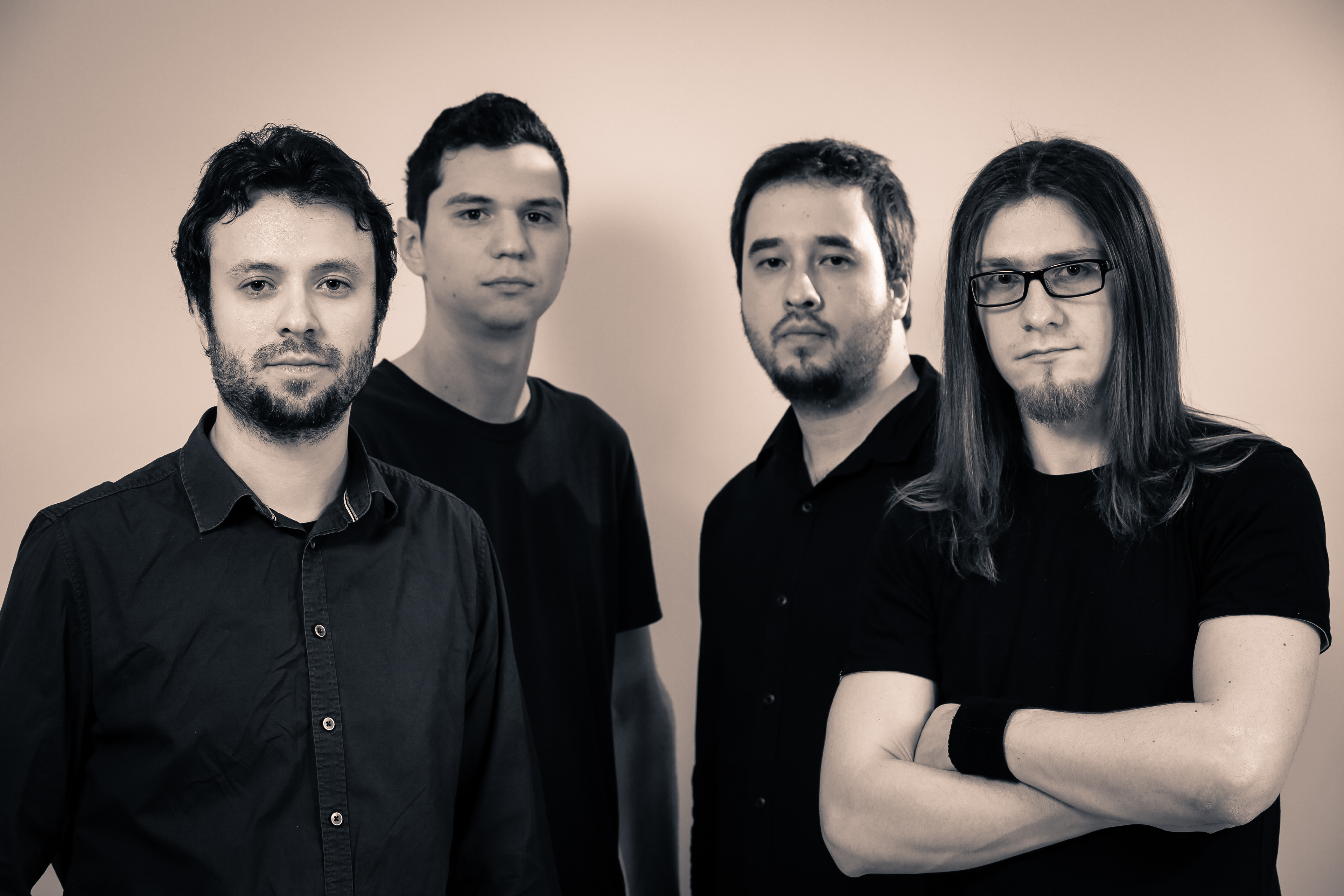 Up To Eleven au lansat albumul “Ce simti”