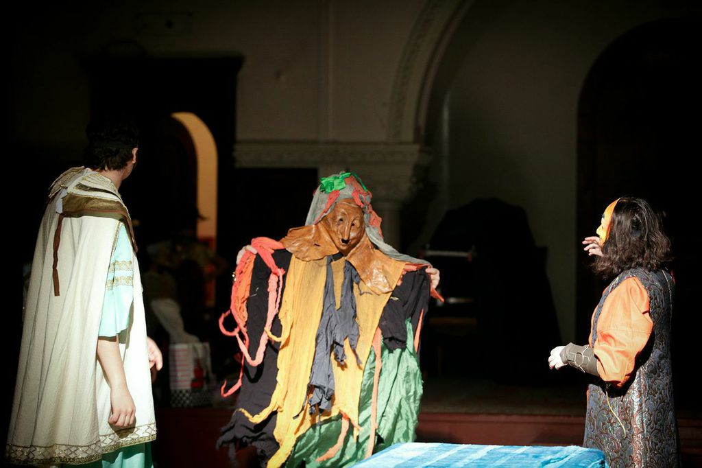 PREMIERA piesa de teatru Renăscut