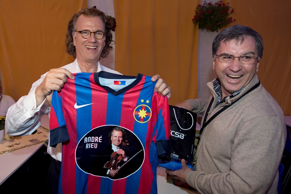 Andre Rieu a primit un cadou de la Steaua
