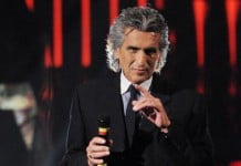 Toto Cutugno ofera un martisor romancelor
