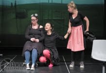 ROVEGAN – un spectacol pe cord deschis, atât pentru actorii de pe scenă, cât şi pentru publicul din sală