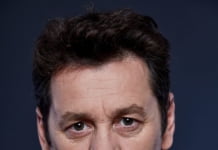 Iura Luncaşu se reîntoarce la comedie, din 8 decembrie, cu “Ghinionistul”