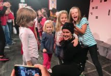 S-au încheiat reprezentațiile spectacolului “Carina pe drumul spre casă” la Teatrul Odeon