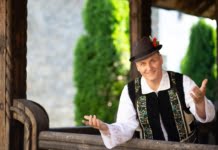 Dan Dobos – magicianul folclorului moldovenesc ne ofera „Raiul din copilarie” Dan Dobos